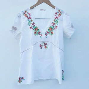 Johnny Was Cotton White Top Floral Embroidered Blouse Casual Prarie Puff Small